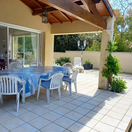 Maison De 4 Chambres Avec Piscine Privee Terrasse Et Wifi A Saint Trojan Les Bains